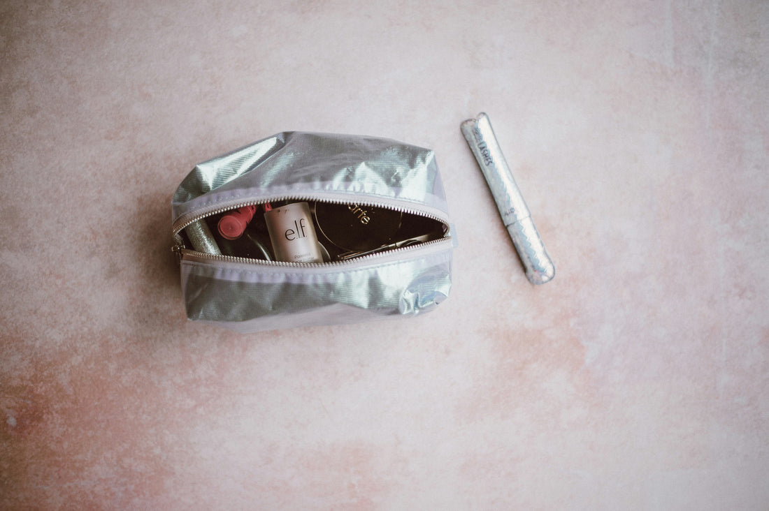 How to Choose a Travel Cosmetic Case Based on Your Packing Style