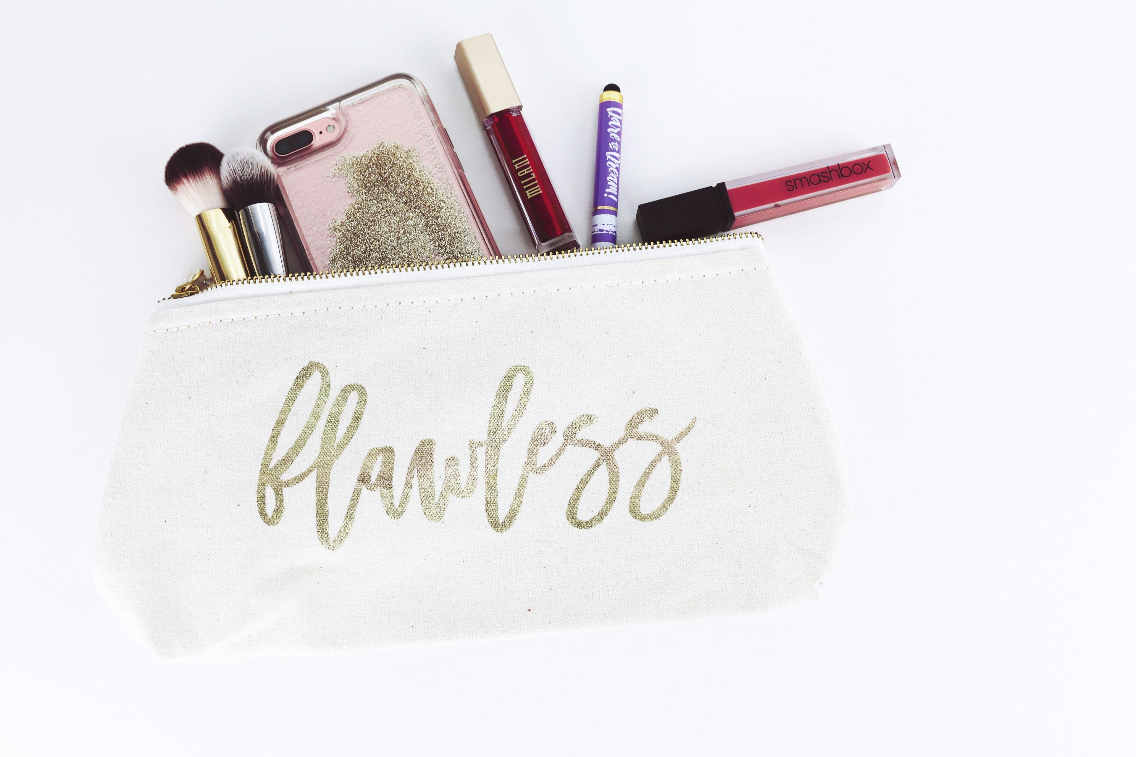 Choosing the Right Cosmetic Organizer for Your Daily Beauty Routine