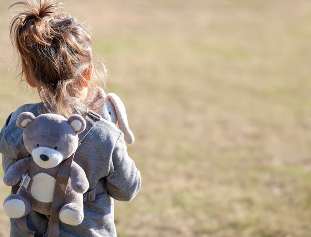 Toddler Backpack With Tether: What Parents Should Check for Fit, Straps, and Everyday Use