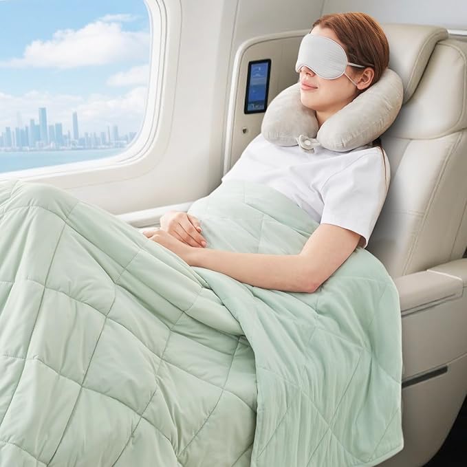 Cozy Bliss Cooling Throw Blanket for Hot Sleepers, Q-Max 0.4 Cooling Comfort 50x70, Cold Blankets for Night Sweats Sleeping, Ultra-Cool Lightweight Breathable Summer Blanket for Bed Travel