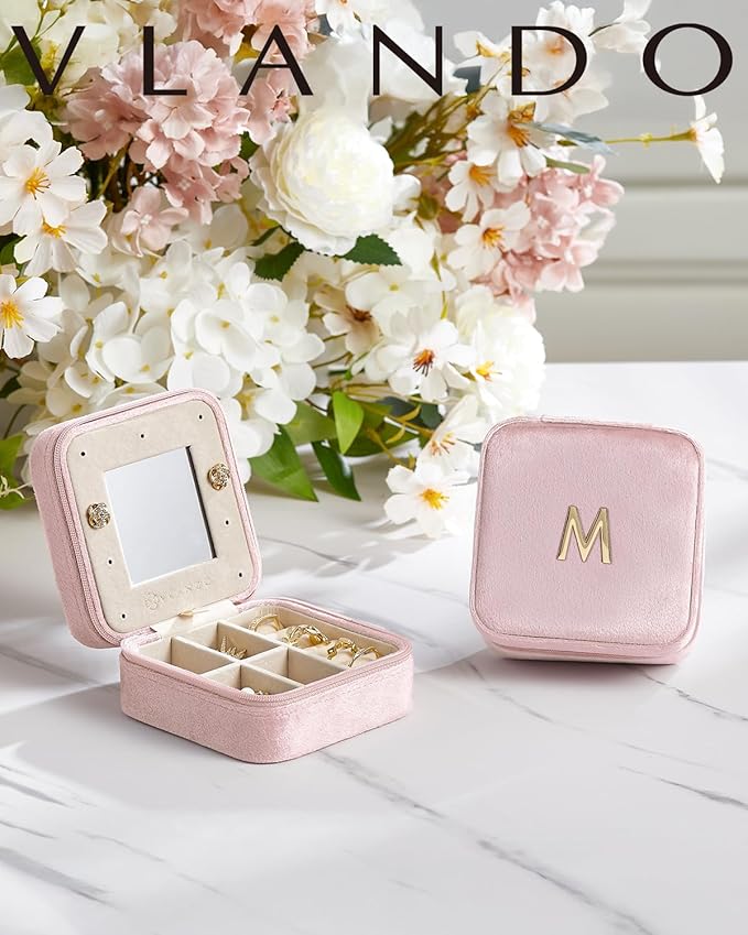Vlando Mom Gifts for Women, Travel Jewelry Case for Mother Gifts, Travel Gifts for Mother Mom from Daughters, Travel Essentials Small Jewelry Box, Jewelry Travel Organizer - Letter U, Pink