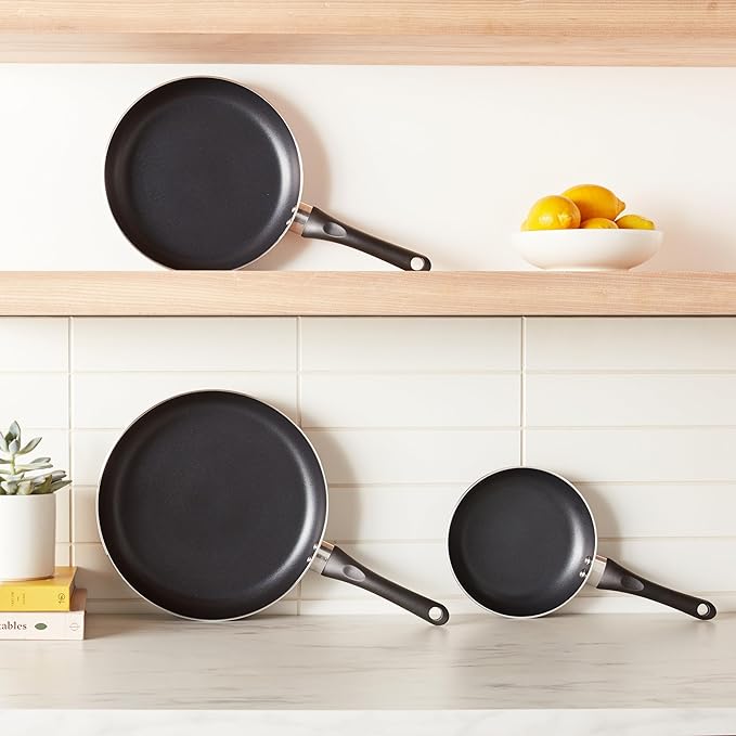 Amazon Basics Non Stick 3-Piece Kitchen Cookware Set, Includes 8-inch, 10-inch, 12-inch Pan, Black